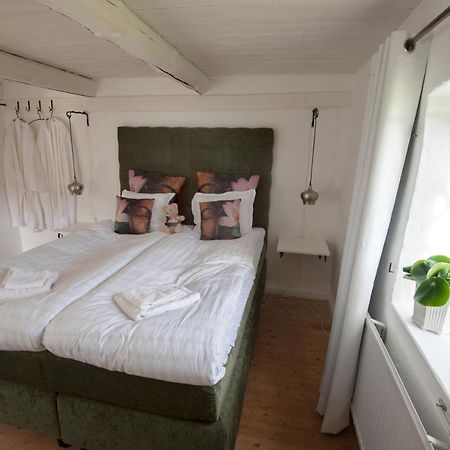 4B Oesterlen Bed & Breakfast Tomelilla Luaran gambar