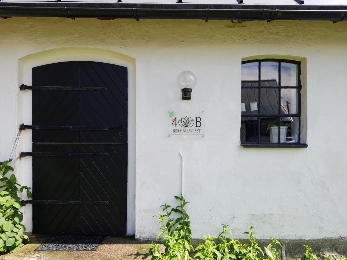 4B Oesterlen Bed & Breakfast Tomelilla Luaran gambar