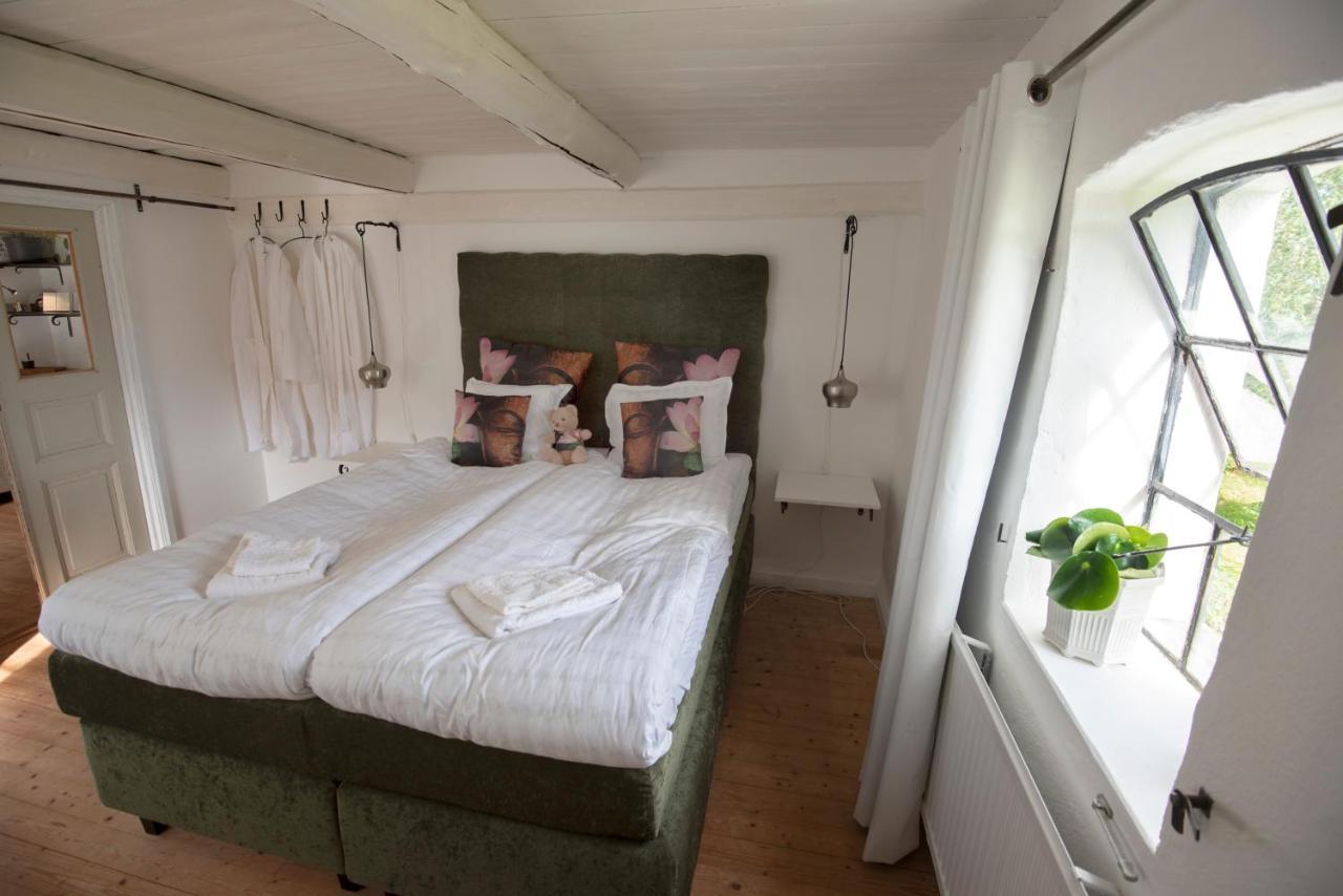 4B Oesterlen Bed & Breakfast Tomelilla Luaran gambar