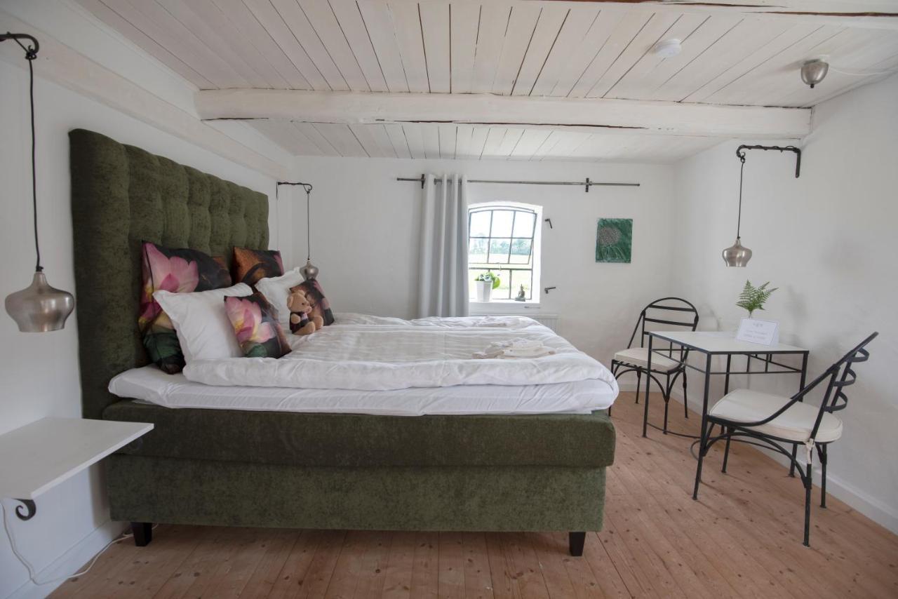 4B Oesterlen Bed & Breakfast Tomelilla Luaran gambar