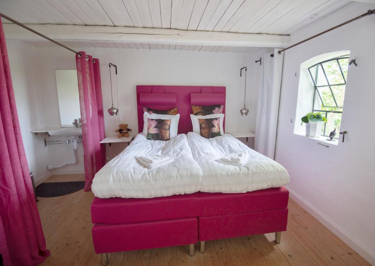 4B Oesterlen Bed & Breakfast Tomelilla Luaran gambar