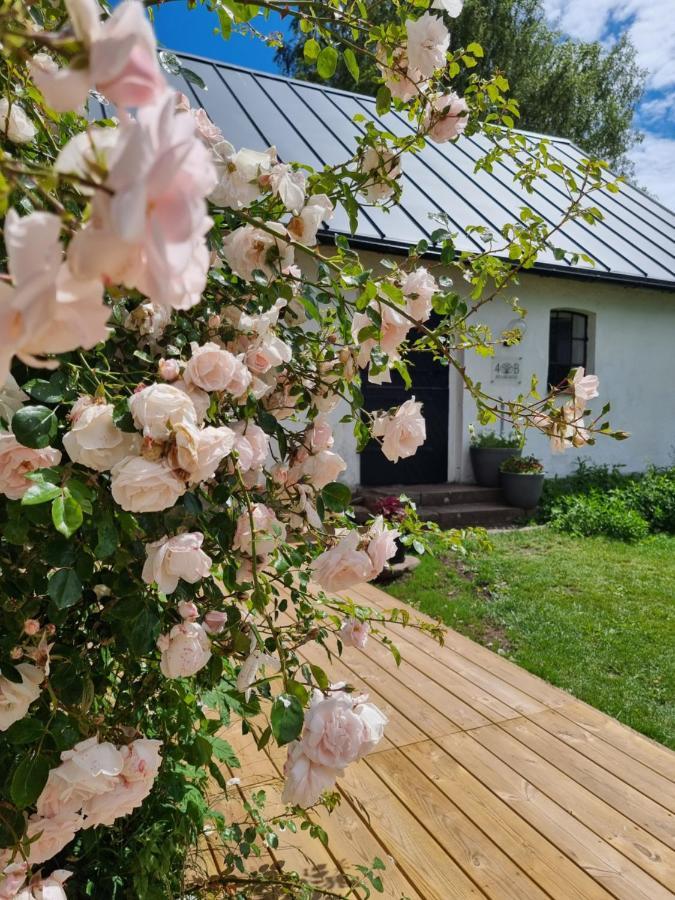 4B Oesterlen Bed & Breakfast Tomelilla Luaran gambar